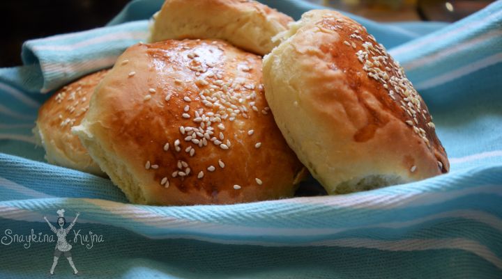 "Burger Buns" / Hamburger zemičke
