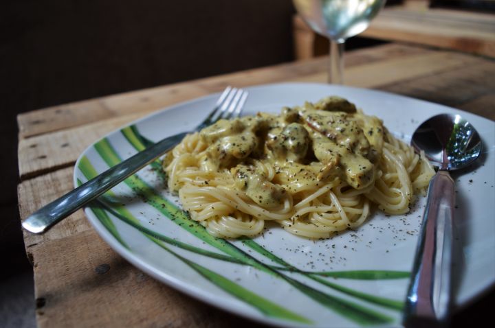 Brza kremasta pasta sa piletinom